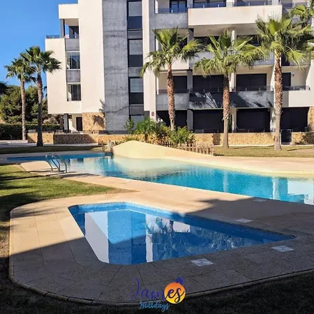 Modern First Floor With Com Pool Duly10 *