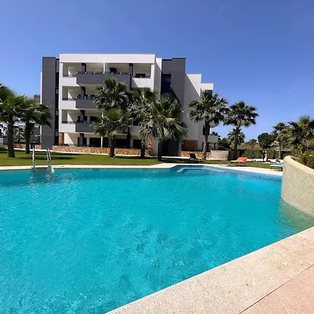 Modern First Floor With Com Pool Duly10 *